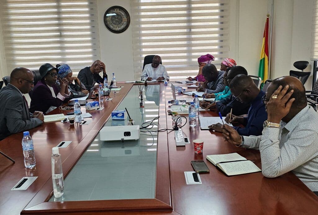 Le juge administratif du contrat en Guinée : Entre vivre ou mourir