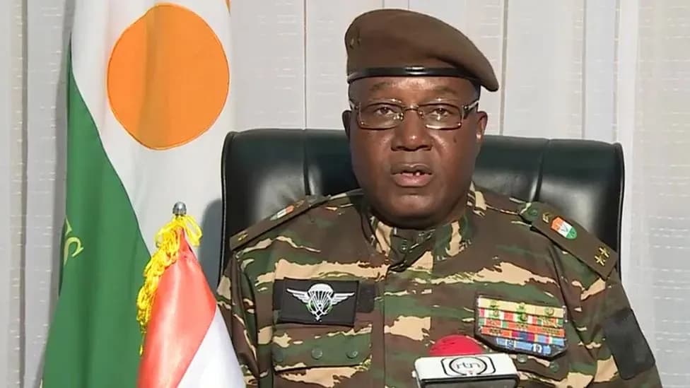 Aucun Africain digne ne peut applaudir la politique française au Niger